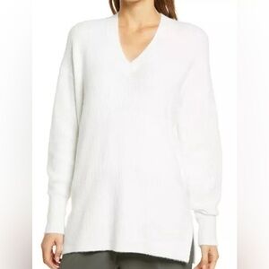 Cozy Halogen V-Neck Sweater - NWOT